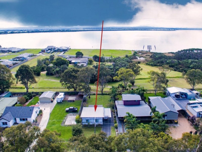 135 Bay Road, Eagle Point VIC 3878
