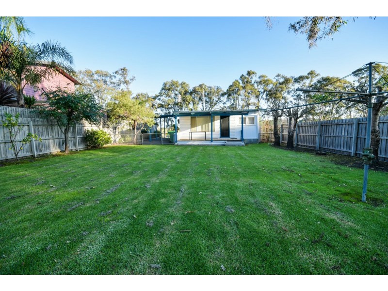 135 Bay Road, Eagle Point VIC 3878