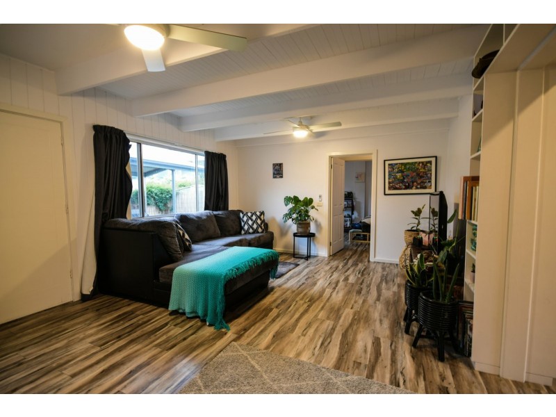 4 Government Road, Paynesville VIC 3880