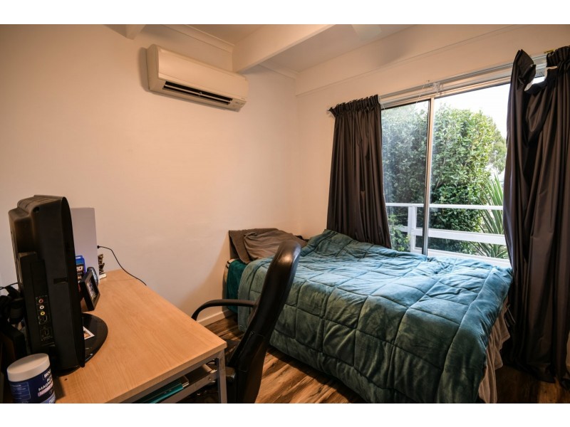 4 Government Road, Paynesville VIC 3880