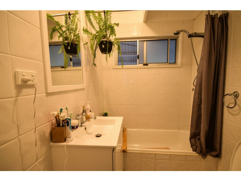 4 Government Road, Paynesville VIC 3880