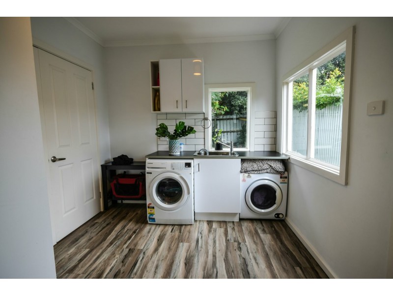 4 Government Road, Paynesville VIC 3880