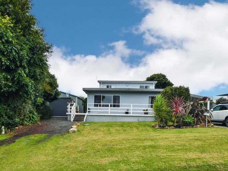 4 Government Road, Paynesville VIC 3880