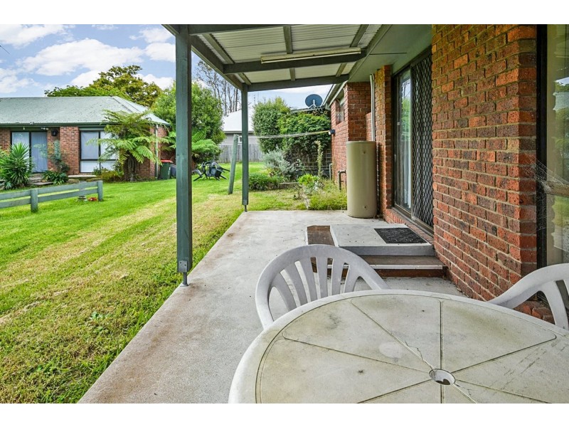 Unit 2/19 Toonalook Parade, Paynesville VIC 3880