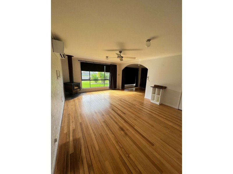 5 Harbour Court, Paynesville VIC 3880