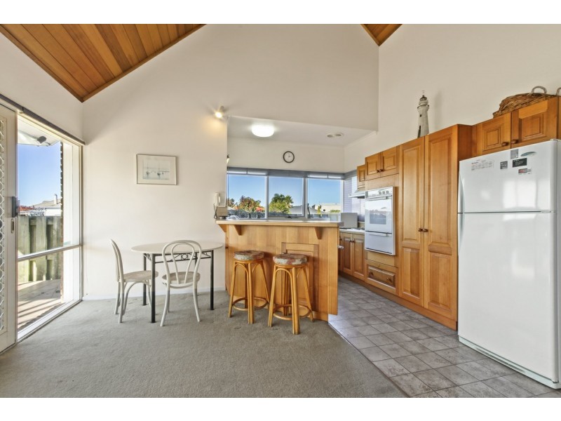 25 Schooner Terrace, Paynesville VIC 3880