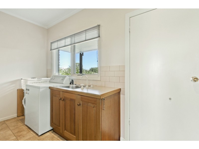 25 Schooner Terrace, Paynesville VIC 3880