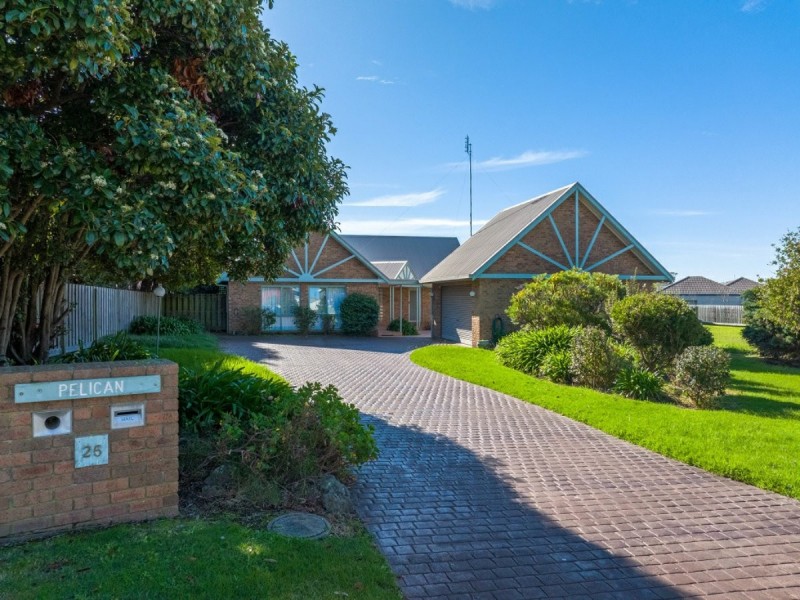 25 Schooner Terrace, Paynesville VIC 3880