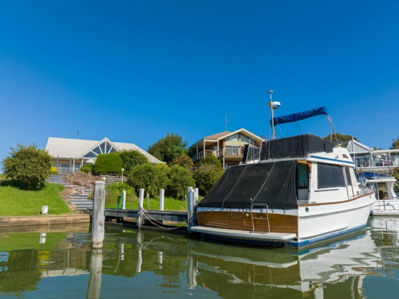 25 Schooner Terrace, Paynesville VIC 3880