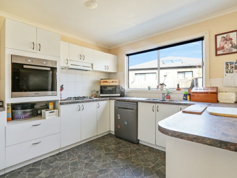 26 Crown Ridge Avenue, Newlands Arm VIC 3875