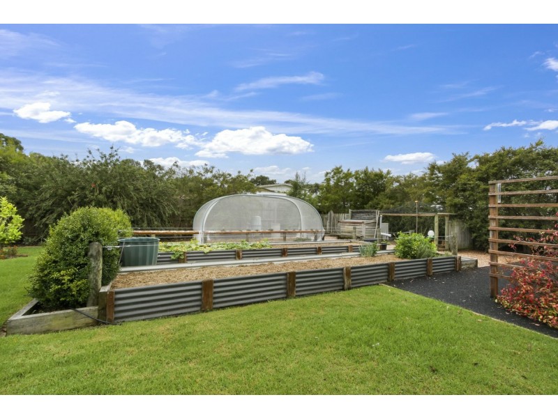 4 River Gum Close, Eagle Point VIC 3878
