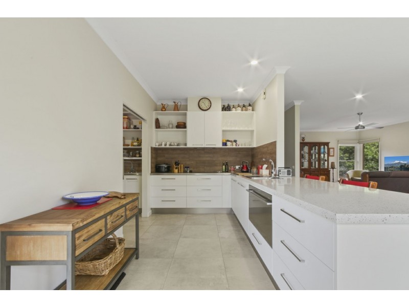 4 River Gum Close, Eagle Point VIC 3878