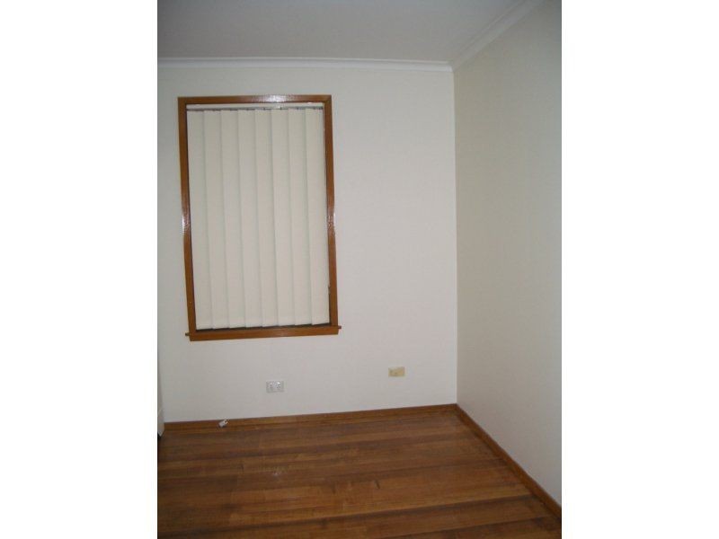 69 Brunning Cres, Frankston North VIC 3200