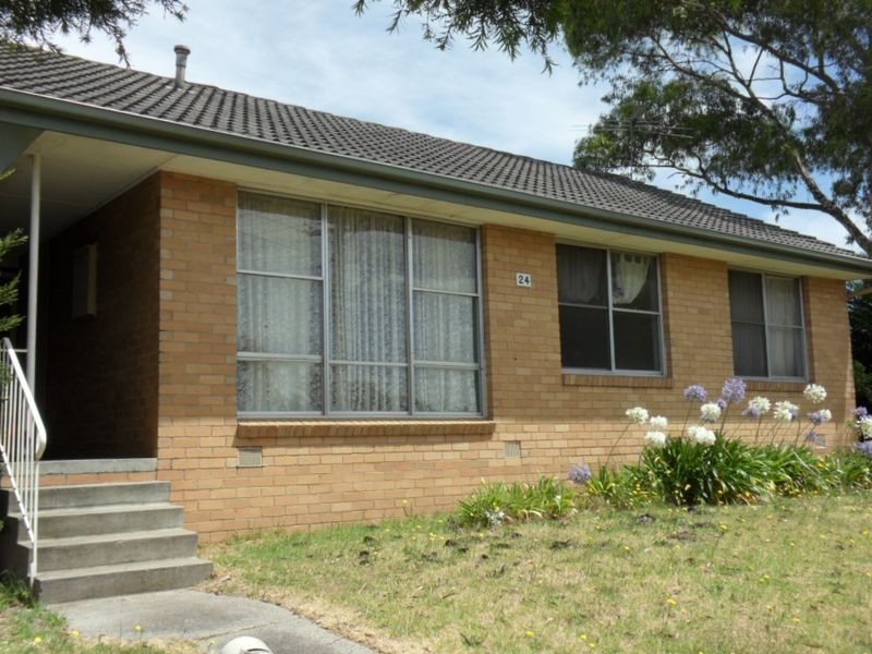 24 Excelsior Drive, Frankston North VIC 3200