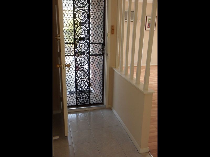 82 Silvertop Crescent, Frankston North VIC 3200