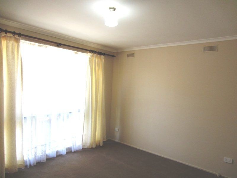 10 Cane Avenue, Seaford VIC 3198