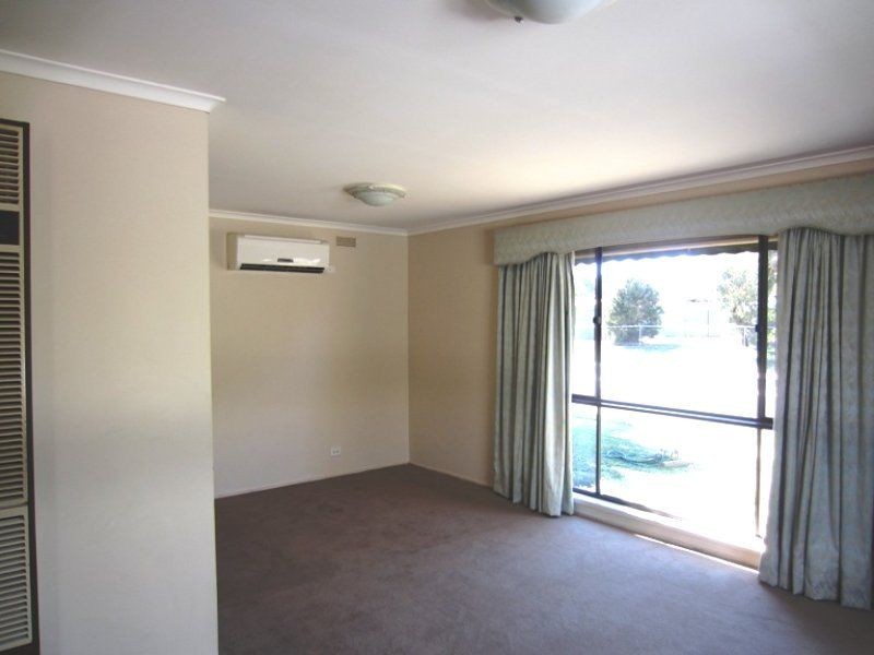 10 Cane Avenue, Seaford VIC 3198