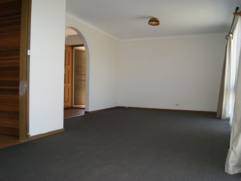 93 Centenary Street, Seaford VIC 3198