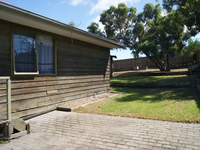 93 Centenary Street, Seaford VIC 3198