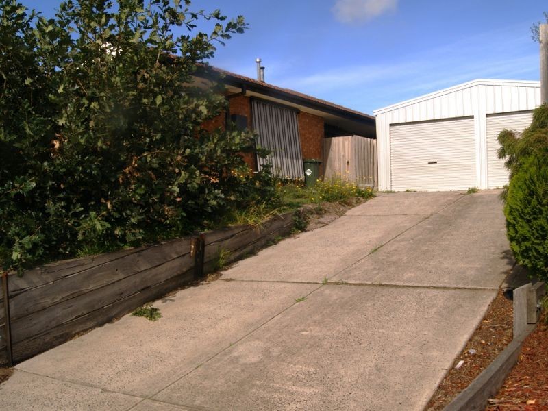 71 Orama Avenue, Carrum Downs VIC 3201