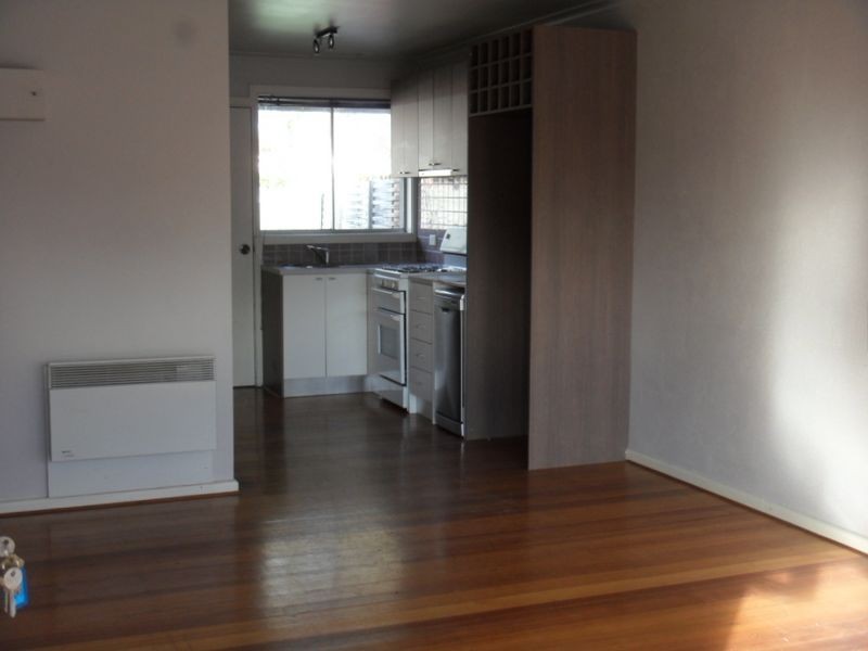 2/34 McCulloch Avenue, Seaford VIC 3198