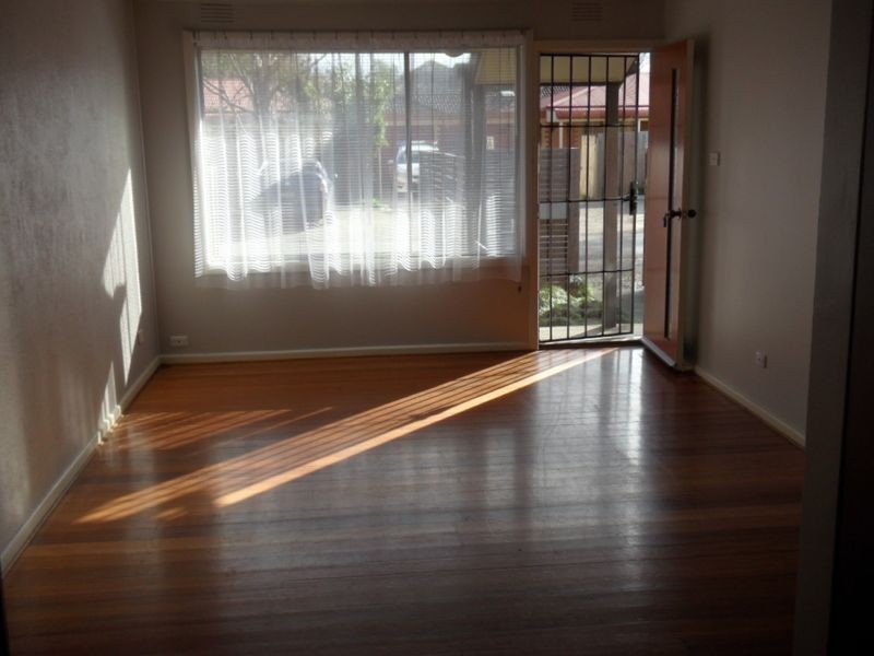 2/34 McCulloch Avenue, Seaford VIC 3198