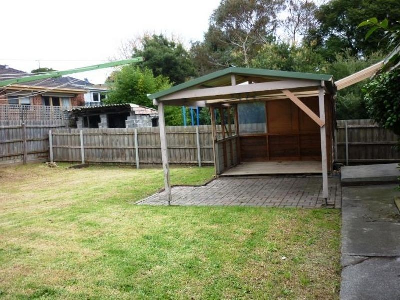 6 Summit Road, Frankston VIC 3199