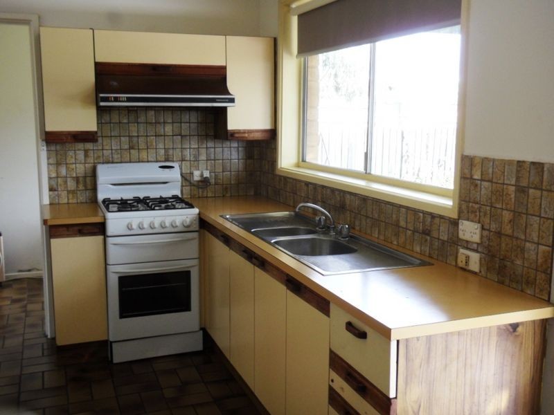 19 Wynstay Road, Seaford VIC 3198