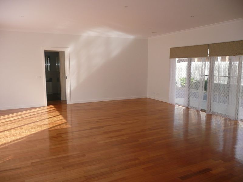 28 Keerok Avenue, Seaford VIC 3198