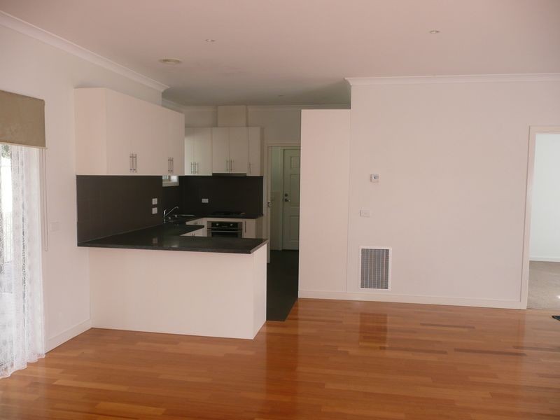 28 Keerok Avenue, Seaford VIC 3198