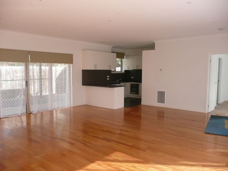 28 Keerok Avenue, Seaford VIC 3198