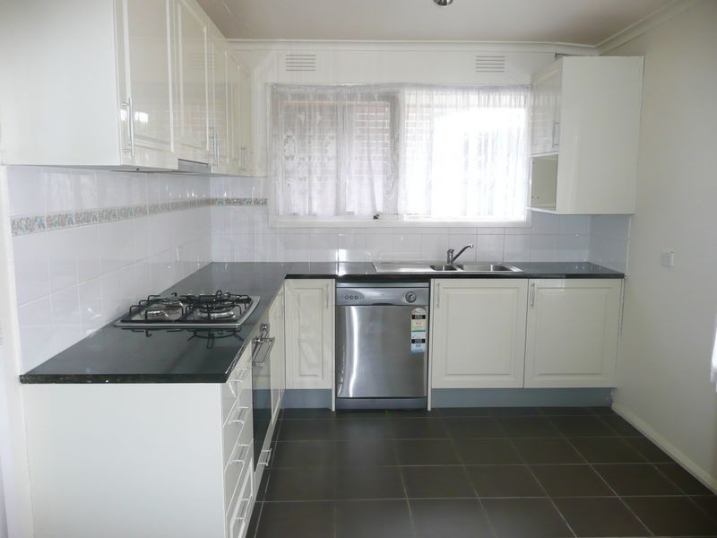 37 Belvedere Road, Seaford VIC 3198