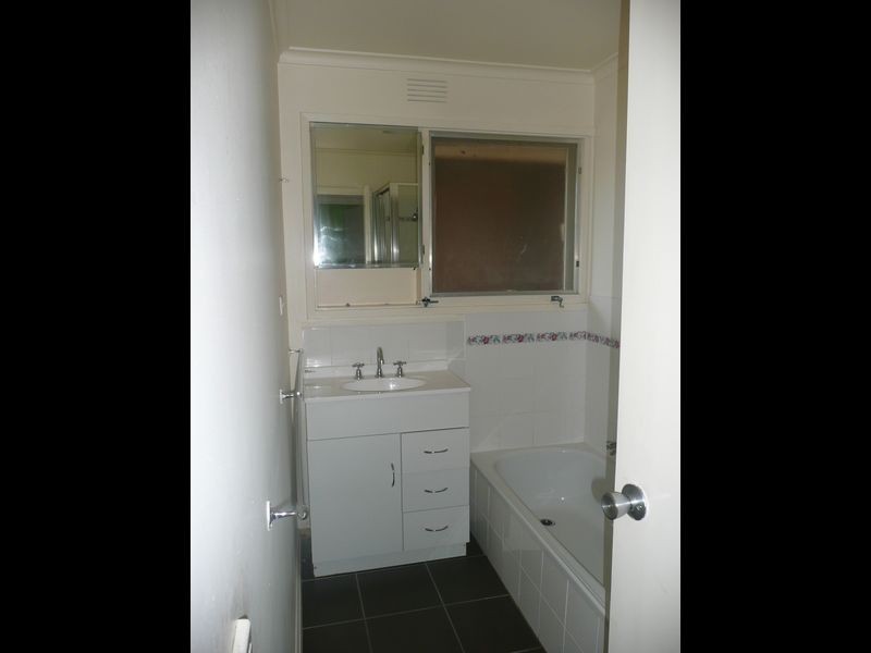 37 Belvedere Road, Seaford VIC 3198