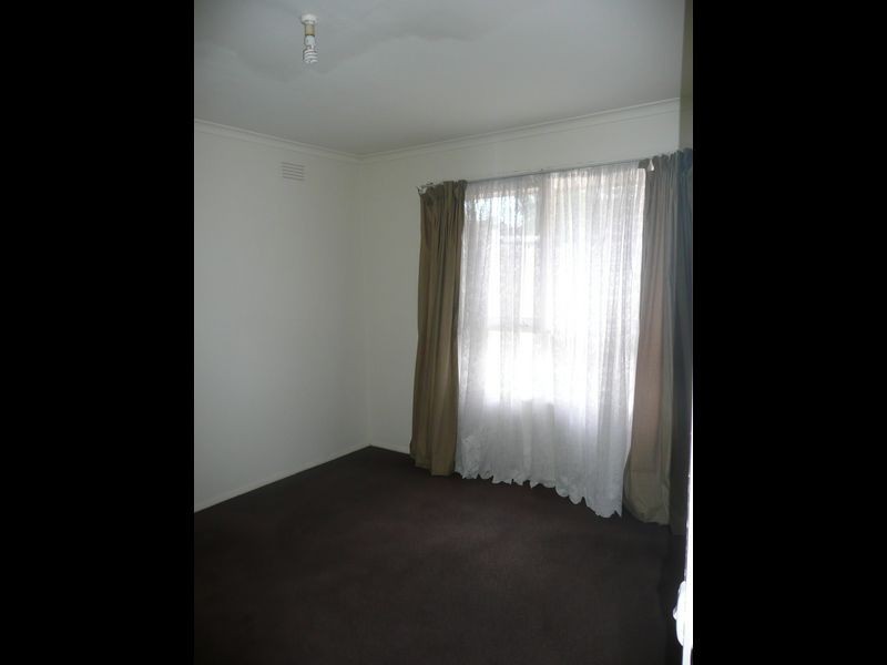 37 Belvedere Road, Seaford VIC 3198