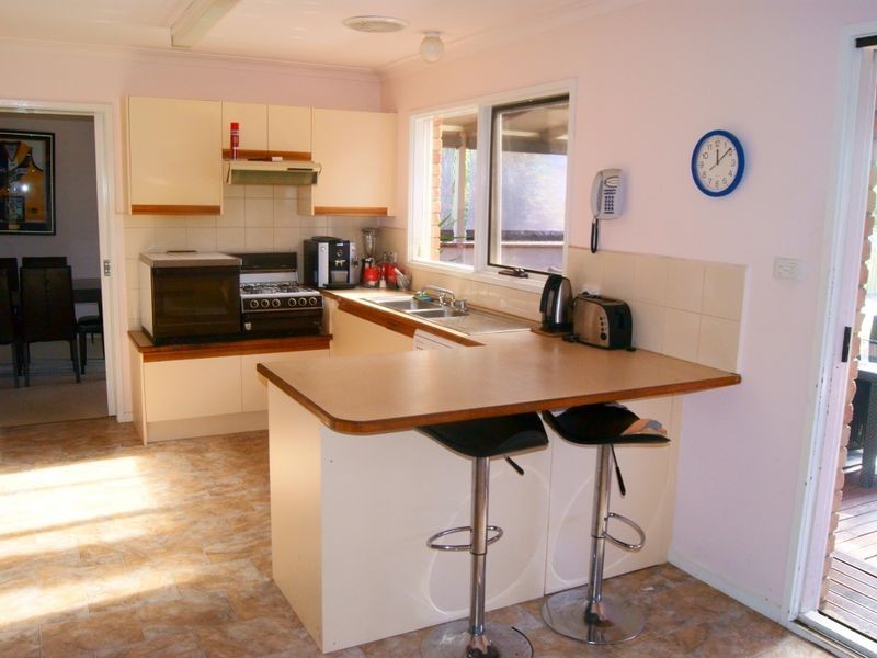 87 East Road, Seaford VIC 3198