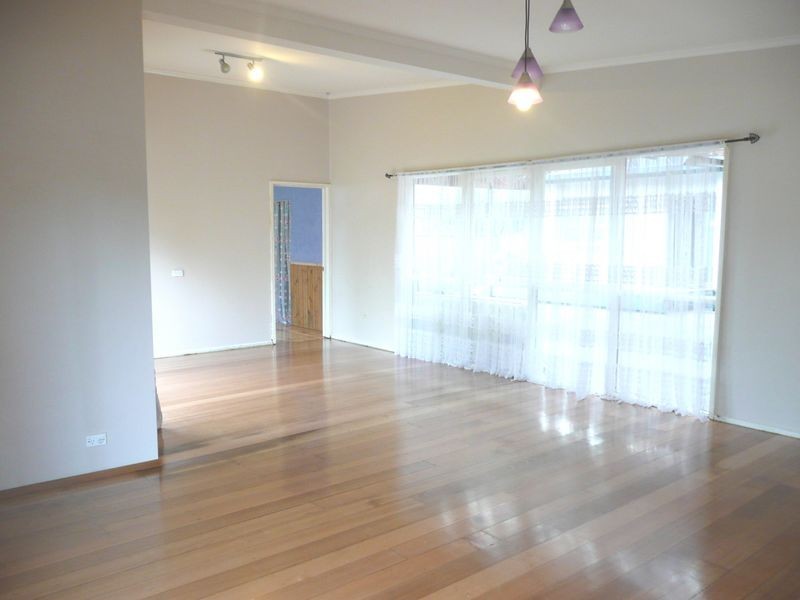 15a Denbigh Road, Seaford VIC 3198