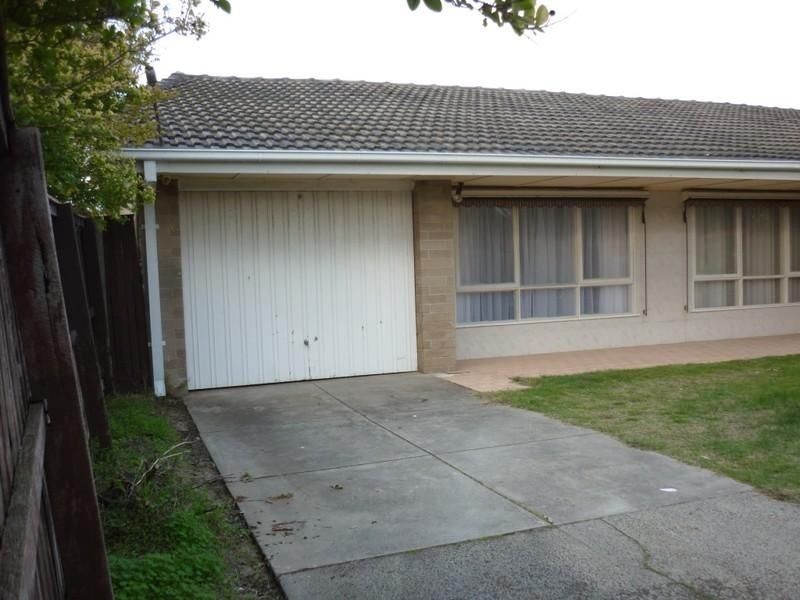 90 Railway Parade, Seaford VIC 3198