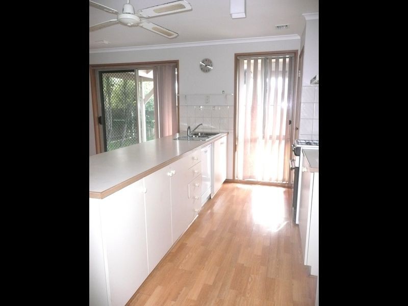 1/14 Charles Street, Seaford VIC 3198