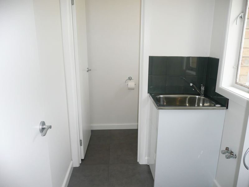 16 Robinsons Road, Seaford VIC 3198