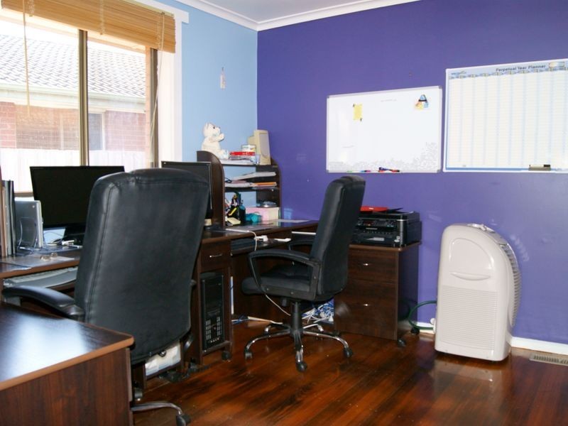 25 Torquay Avenue, Seaford VIC 3198