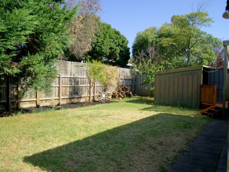 25 Torquay Avenue, Seaford VIC 3198