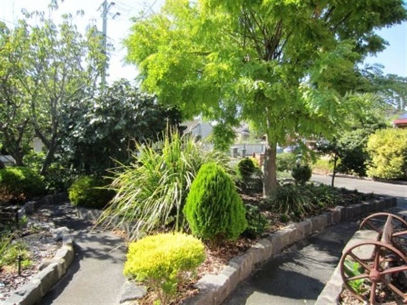 51 Hallifax Street, Seaford VIC 3198