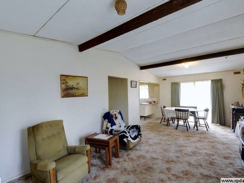 5 East Road, Seaford VIC 3198