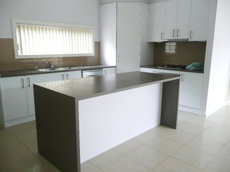 20 Summit Road, Frankston VIC 3199