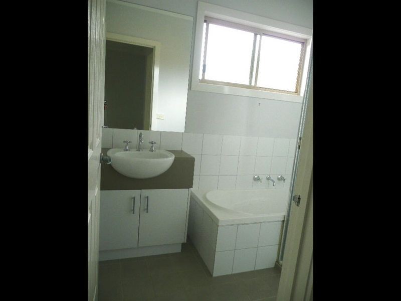 20 Summit Road, Frankston VIC 3199