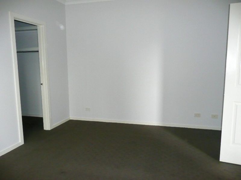 20 Summit Road, Frankston VIC 3199