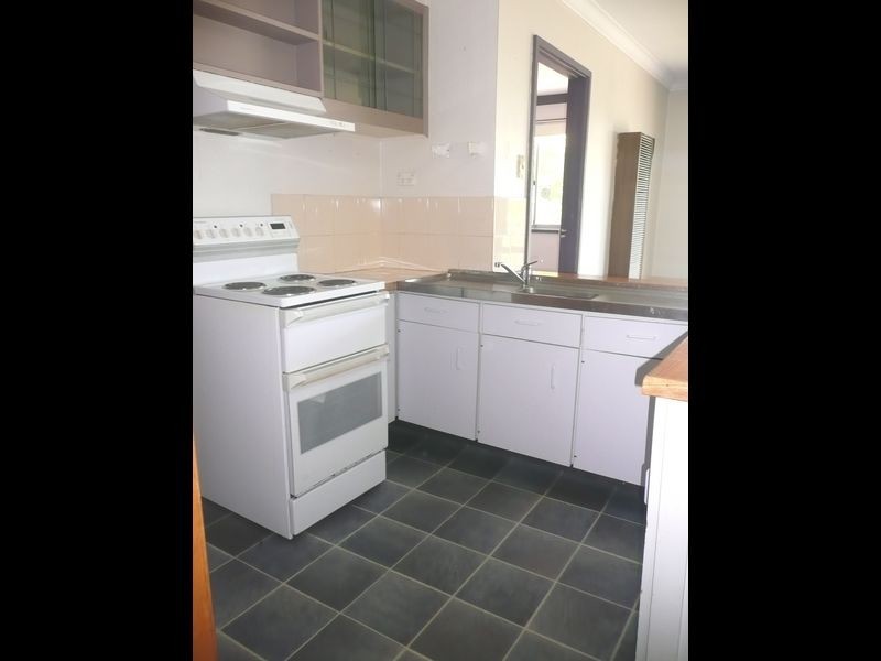 18 Denbigh Road, Seaford VIC 3198