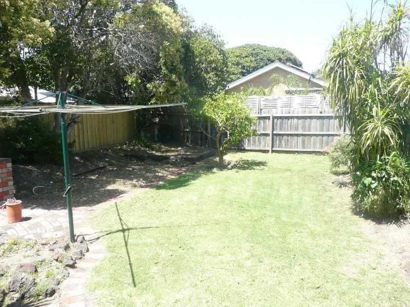 18 Denbigh Road, Seaford VIC 3198