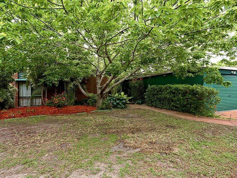 28 Emanuel Drive, Seaford VIC 3198