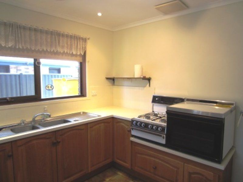 8 Glenalvie Street, Seaford VIC 3198